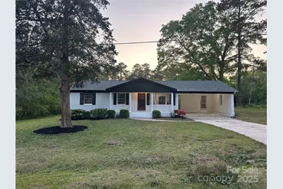 201 Harley Street, Wadesboro, NC 28170 - Photo 1