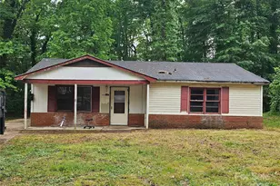 4406 Valeview Ln, Charlotte, NC 28269 - Photo 1