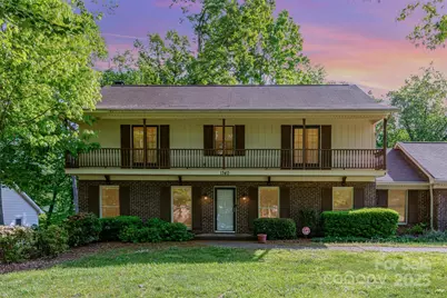 1340 Piccadilly Drive, Charlotte, NC 28211 - Photo 1
