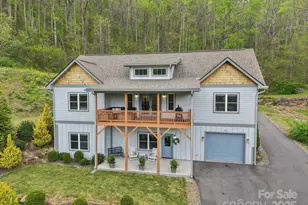 70 Parliament Pl, Waynesville, NC 28785 - Photo 1