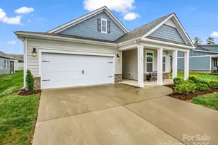 775 Summerfield Pl, Flat Rock, NC 28731 - Photo 1