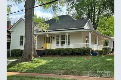 300 Kelly Street, Statesville, NC 28677 - Photo 1