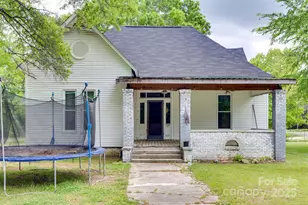 302 Charlotte St, York, SC 29745 - Photo 1