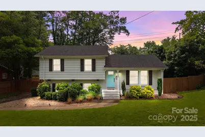 2100 Shadyview Drive, Charlotte, NC 28210 - Photo 1