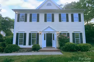 1415 Newfound Hollow Dr, Charlotte, NC 28214 - Photo 1