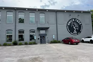 414 E Water St, Lincolnton, NC 28092 - Photo 1