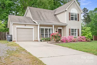 137 Valley Glen Drive, Troutman, NC 28166 - Photo 1