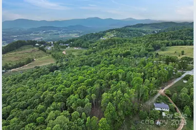000 Jacks Paw Lane #8, Hendersonville, NC 28792 - Photo 1