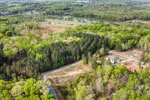 105 Wharf Ln, Statesville, NC 28677 - Photo 1