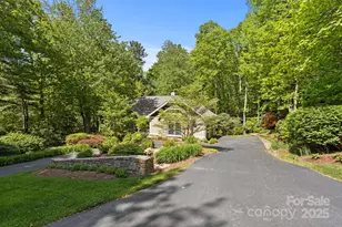 137 Berry Creek Dr, Flat Rock, NC 28731 - Photo 1