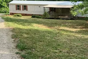 53 Green Leaf Dr, Nebo, NC 28761 - Photo 1