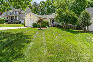 11224 Amber Glen Dr, Charlotte, NC 28269 - Photo 1