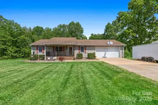 130 Helen Dr, Statesville, NC 28625 - Photo 1