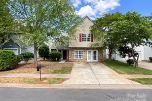 2713 Reid Meadows Dr, Charlotte, NC 28208 - Photo 1