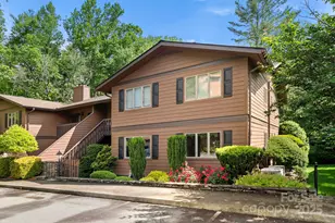 115 Bent Tree Dr #2, Hendersonville, NC 28739 - Photo 1