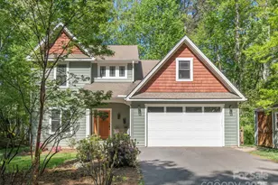 35 Mann Dr, Asheville, NC 28805 - Photo 1