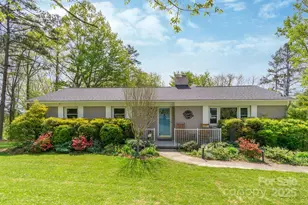 143 W Oakview Rd, Asheville, NC 28806 - Photo 1