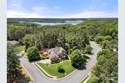 221 Silvercliff Drive, Mount Holly, NC 28120 - Photo 1