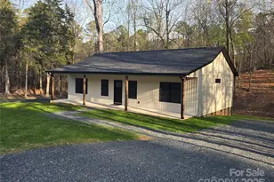 107 Skyland Dr, Mount Gilead, NC 27306 - Photo 1