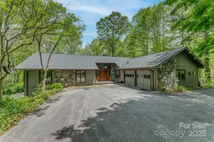 207 Kingfisher Rd, Brevard, NC 28712 - Photo 1