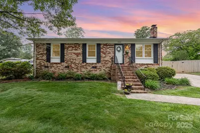 1005 N Main Street, Mount Holly, NC 28120 - Photo 1