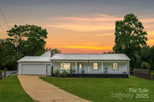 2054 Hickory Hills Dr, Denver, NC 28037 - Photo 1