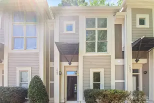 1043 Park West Dr, Charlotte, NC 28209 - Photo 1