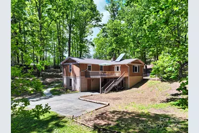 106 Gordon Drive, Flat Rock, NC 28731 - Photo 1