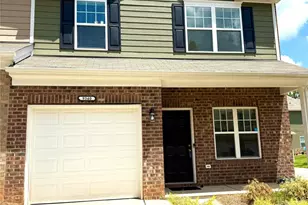 9340 Grand Valley Dr, Charlotte, NC 28213 - Photo 1