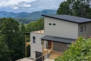 689 Blake Dr, Canton, NC 28716 - Photo 1