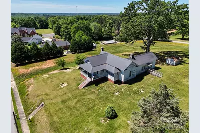 213 S Main Street, Jefferson, SC 29718 - Photo 1