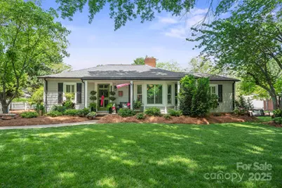 404 N Laurel Street, Lincolnton, NC 28092 - Photo 1