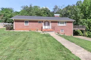 805 Waverly Pl, Statesville, NC 28677 - Photo 1