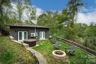 25 Nelon Rd, Asheville, NC 28804 - Photo 1