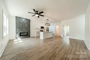 322 S Hill St, Gastonia, NC 28052 - Photo 1