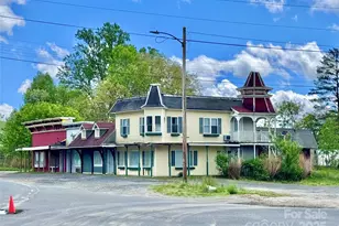 1703 Roan Rd, Spruce Pine, NC 28777 - Photo 1