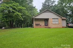 1700 Old Towne Ct, Charlotte, NC 28217 - Photo 1