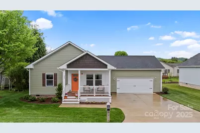 343 Beechnut Drive, Hendersonville, NC 28739 - Photo 1