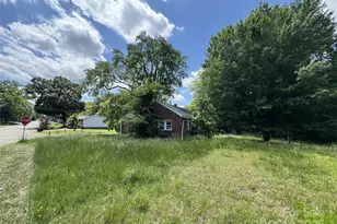 31 Conrad St, Lexington, NC 27295 - Photo 1