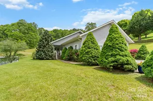 17 Gun Flint Dr, Burnsville, NC 28714 - Photo 1