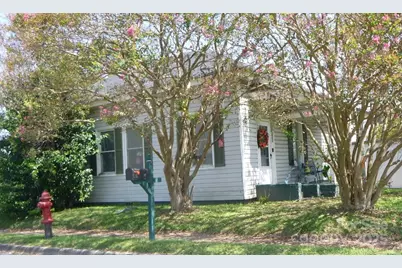 402 E Long Avenue, Gastonia, NC 28054 - Photo 1