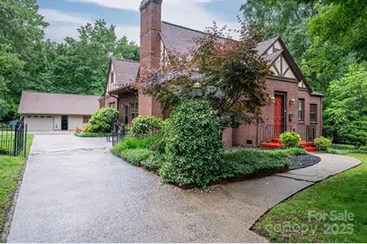 1136 S Edgemont Avenue, Gastonia, NC 28054 - Photo 1