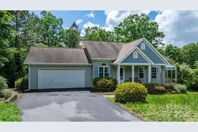 109 Gatwick Court, Statesville, NC 28677 - Photo 1