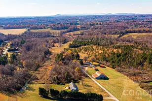 2200 Oweda Dr, Conover, NC 28613 - Photo 1