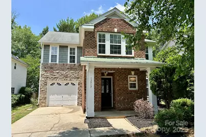 13913 Pinyon Pine Lane, Charlotte, NC 28215 - Photo 1
