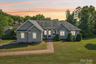 150 Baton Ln, Hendersonville, NC 28792 - Photo 1