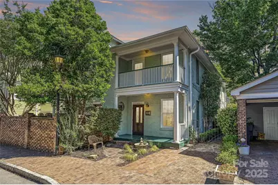 402 W 8th Street, Charlotte, NC 28202 - Photo 1