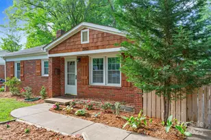 2953 Enfield Rd, Charlotte, NC 28205 - Photo 1