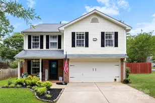 641 Saratoga Dr, Clover, SC 29710 - Photo 1