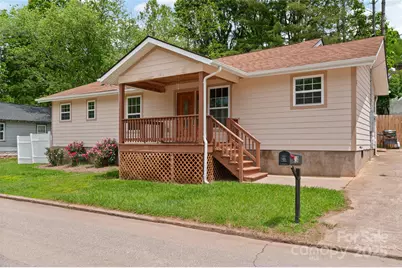 32 Valley Street, Canton, NC 28716 - Photo 1